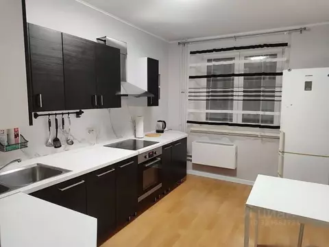 3-к кв. Санкт-Петербург, Санкт-Петербург, Красное Село ул. Спирина, ...