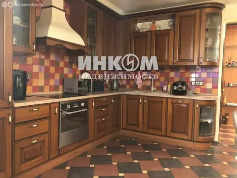 2-комнатная квартира: Москва, Новомарьинская улица, 38 (63 м)