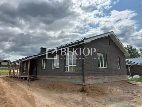 Дом в Ярославская область, Некрасовский муниципальный округ, д. ...