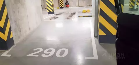 Гараж в Санкт-Петербург Комендантский просп., 60к3 (15 м)