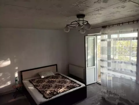 1-к кв. Крым, Симферополь ул. Эскадронная, 3 (35.0 м)