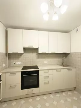 4-к кв. Москва ул. Пивченкова, 1К3 (75.2 м)