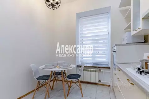 2-к кв. Санкт-Петербург 8-я Советская ул., 51/8 (74.8 м)