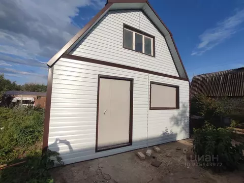 Дом в Волгоградская область, Светлоярский район, Большечапурниковское ...