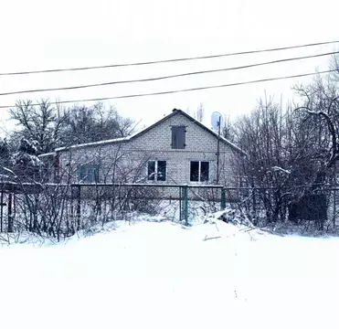 Дом в Волгоградская область, Ольховский район, с. Зензеватка ...