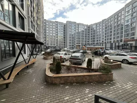 3-комнатная квартира: Нальчик, улица Тлостанова, 32 (124 м)