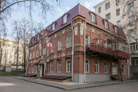 Продается 6-комнатная квартира