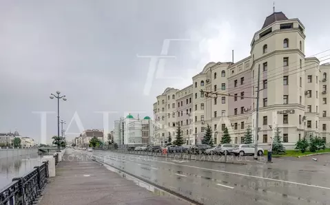 Помещение свободного назначения в Татарстан, Казань Лево-Булачная ул., ...