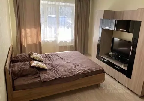 1-к кв. Ханты-Мансийский АО, Пыть-Ях 1-й Центральный мкр, 14 (33.0 м)