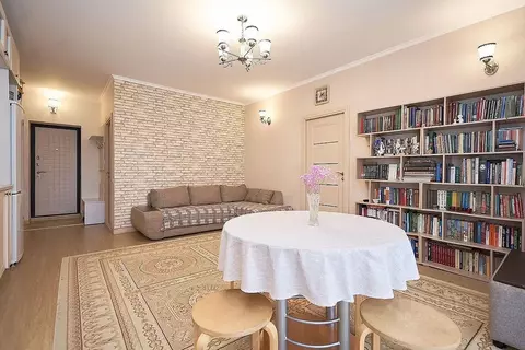 2-к кв. Тюменская область, Тюмень Институтская ул., 2А (84.2 м)