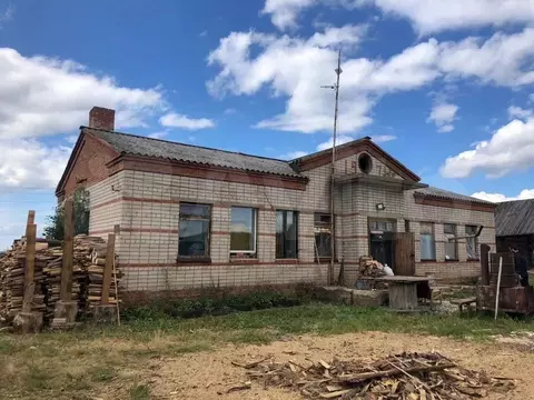 Дом в Пермский край, Ильинский муниципальный округ, д. Садки ул. ...