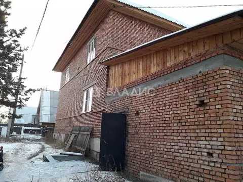 Дом в Бурятия, Улан-Удэ Тепличный мкр, 20-й кв-л,  (300 м)