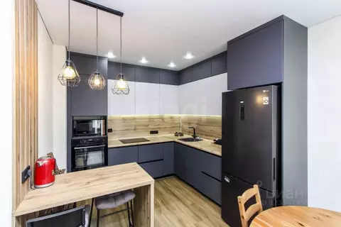 1-к кв. Тюменская область, Тюмень ул. Пожарных и Спасателей, 5 (56.0 ...