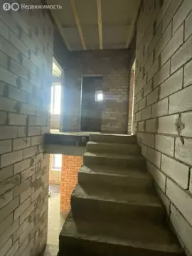 Дом в Динской район, станица Новотитаровская (120 м)