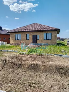 Коттедж в Саратовская область, Балаковский район, с. Натальино ул. ...