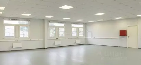 Офис в Санкт-Петербург Хрустальная ул., 11Х (295 м)