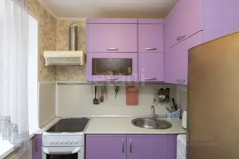 2-к кв. Тюменская область, Тюмень ул. 50 лет Октября, 48 (44.5 м)