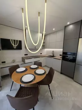 2-к кв. Тюменская область, Тюмень ул. Николая Машарова, 2 (62.0 м)