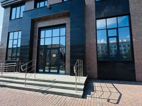 Торговая площадь в Башкортостан, Уфа ул. Мустая Карима, 16/1 (185 м)