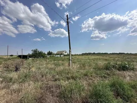 Участок в Волгоградская область, Иловлинский район, Озерское с/пос, ...