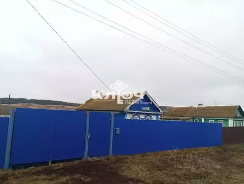 Дом в Башкортостан, Стерлитамакский район, Николаевский сельсовет, д. ...