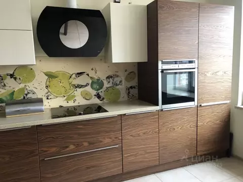 3-к кв. Санкт-Петербург ул. Композиторов, 10 (125.0 м)