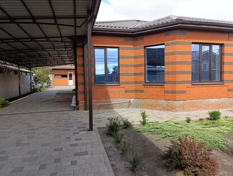 Дом в Ростовская область, Мясниковский район, Краснокрымское с/пос, ...