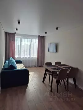 1-к кв. Удмуртия, Ижевск ул. Холмогорова, 113 (46.0 м)