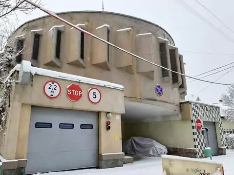Гараж в Москва Русаковская ул., 1 (16 м)