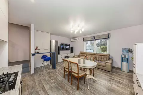 Таунхаус в Челябинская область, Челябинск ул. Пустового, 17 (132 м)