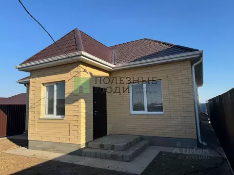 Дом в Астраханская область, Приволжский район, с. Карагали Камызякская ...