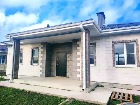 Дом в Ростовская область, Азовский район, Поселок Красный сад ул. ...