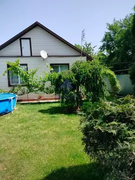 Дом в Ростовская область, Волгодонск Волгодонская ул. (80 м)