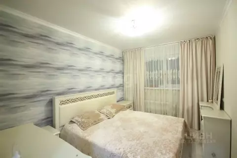 3-к кв. Ямало-Ненецкий АО, Новый Уренгой ул. Геологоразведчиков, 4 ...