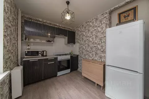 1-к кв. Вологодская область, Череповец просп. Луначарского, 52 (28.0 ...