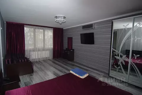 Дом в Крым, Алушта ул. Карла Маркса, 7/6 (50 м)