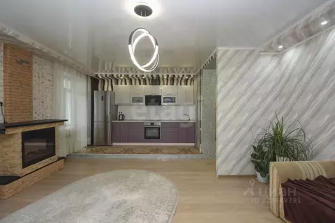 1-к кв. Омская область, Омск Звездная ул., 10 (43.8 м)