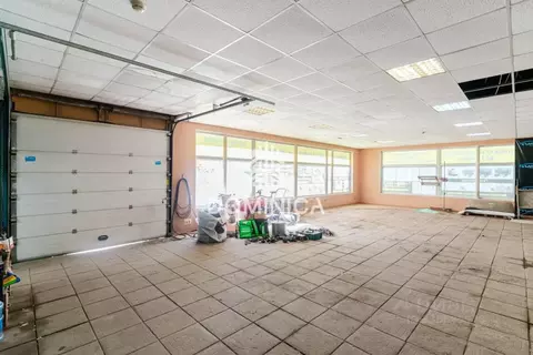 Помещение свободного назначения в Омская область, Омск ул. Вавилова, ...