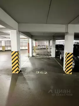 Гараж в Московская область, Одинцово ул. Сколковская, 2 (14 м)