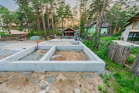 Участок в Свердловская область, Екатеринбург ул. Весенняя, 166В (9.91 ...