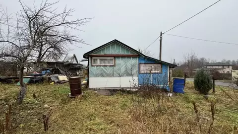 Дом в Ленинградская область, Киришский район, Пчевское с/пос, Типино ...