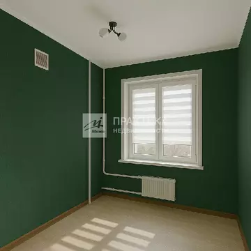 Продается 4-комнатная квартира