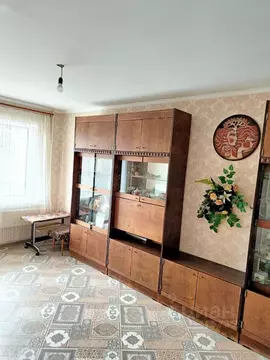 3-к кв. Омская область, Омск Моторная ул., 1 (61.0 м)