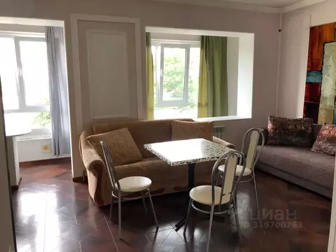 2-к кв. Крым, Симферополь пер. Бокуна, 33Б (54.0 м)