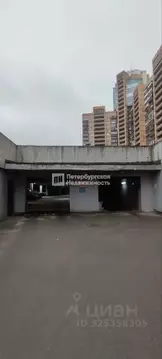 Гараж в Санкт-Петербург Планерная ул., 65к3 (13 м)