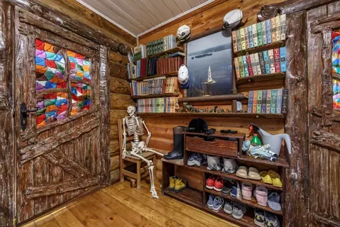 Дом в Тверская область, Калязин ул. Радищева, 1/59 (212 м)