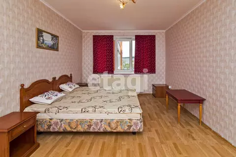 2-к кв. Ханты-Мансийский АО, Ханты-Мансийск ул. Мира, 51 (70.0 м)