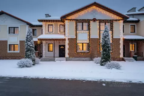 Таунхаус в Московская область, Красногорск городской округ, пос. ...