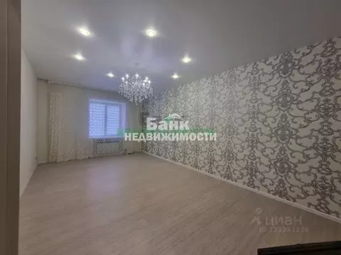 2-к кв. Саратовская область, Балаково ш. Саратовское, 77 (76.3 м)