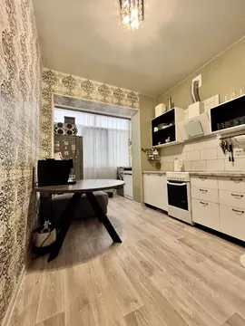 2-к кв. Самарская область, Ставропольский район, с. Подстепки ул. ...